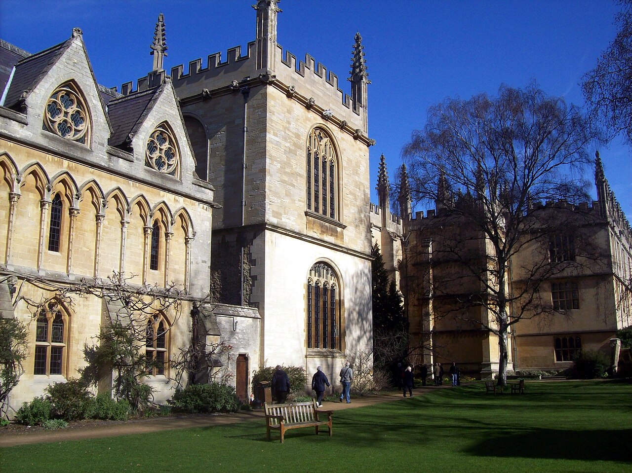 Exeter College college