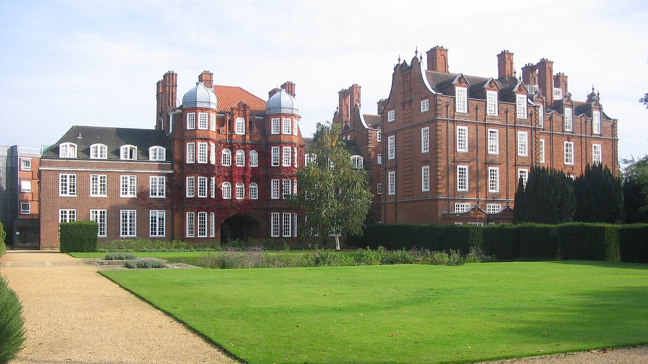 Newnham College college